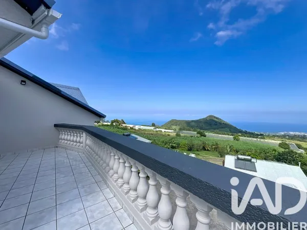 Maison 5 pièces 240 m²