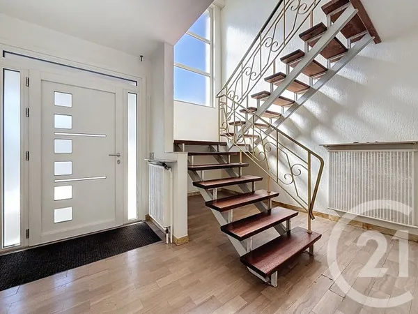 Appartement 7 pièces 153 m²