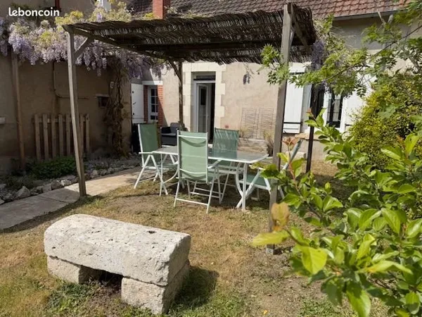 Maison plain-pied 6 pièces dont 2 chambres 78 m²
