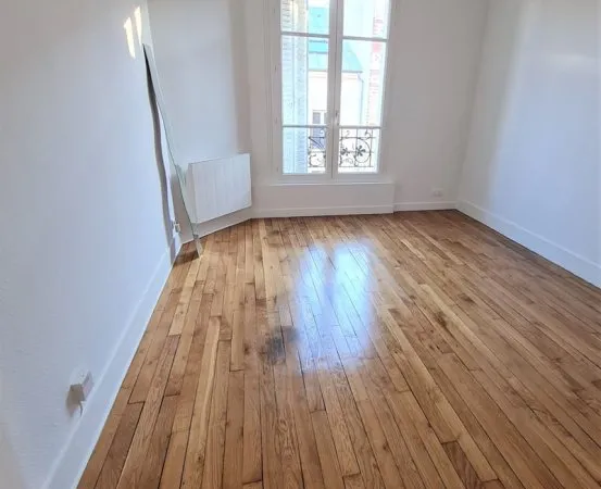 2 Pièces loué vide Rue Voltaire à LA GARENNE COLOMBES
