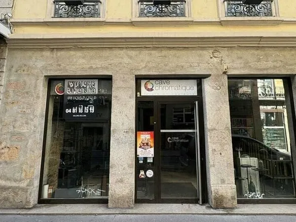 Local commercial 90 m²