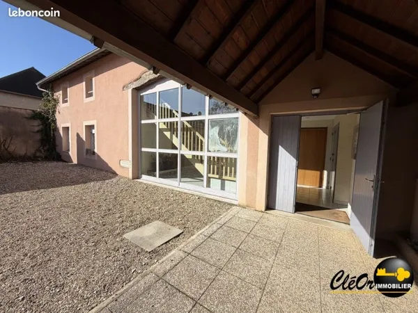 Studio 1 pièce 42 m²