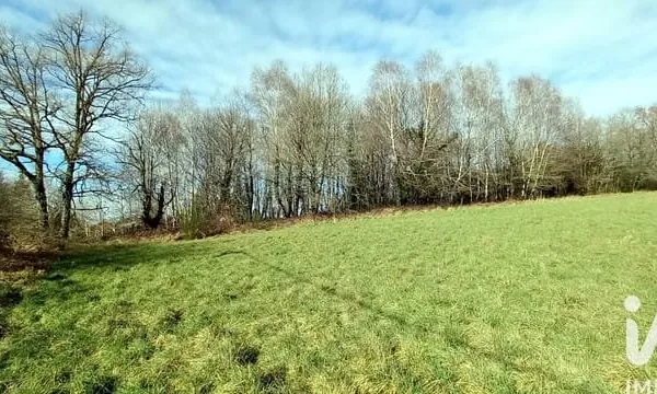 Terrain 2707 m²