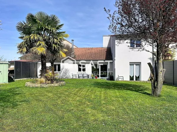 Superbe maison avec garage et jardin sans vis à vis !