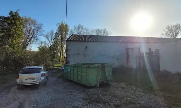 Local 400 m²