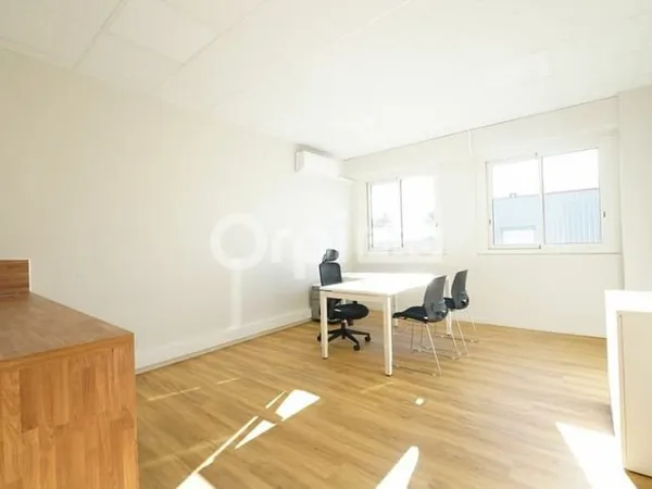 Bureaux 16 m²