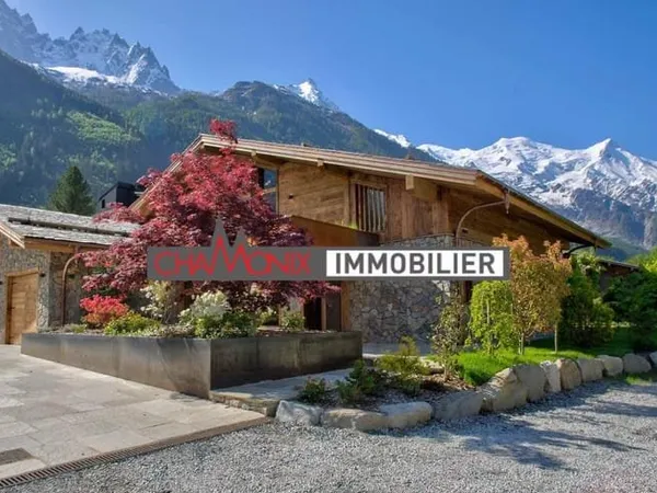 Ahska le magnifique à 2 pas du centre ville de Chamonix