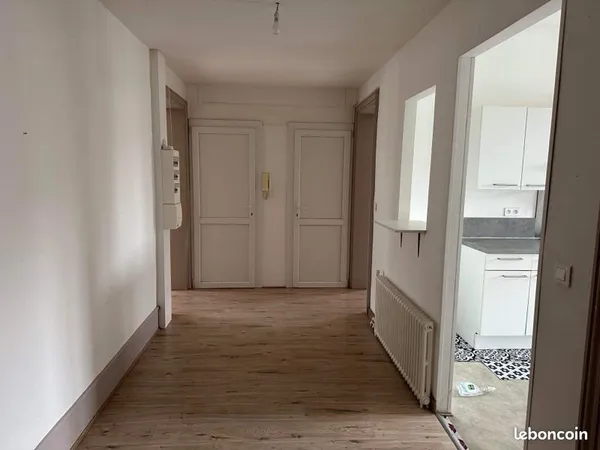 Appartement plein centre ville Fourmies