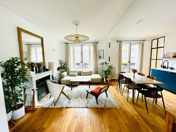 Location Appartement T3 Square de Clignancourt