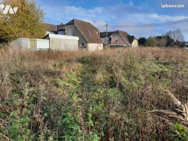 Terrain 717 m² AVION