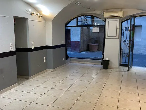 Vends local commercial