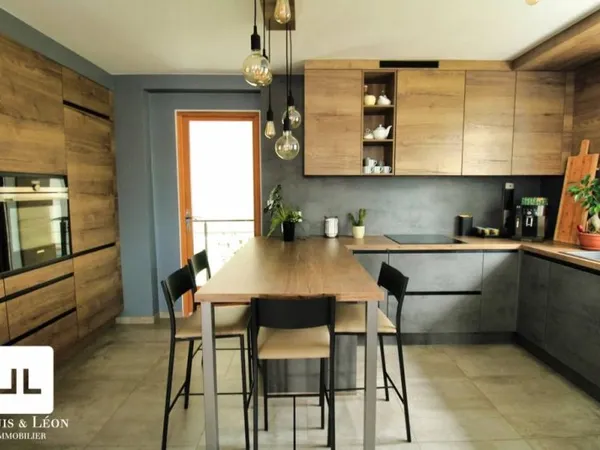 Maison de luxe 6 pièces 223 m²