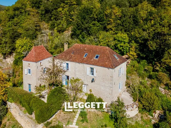 Maison 10 pièce(s), CARLUX