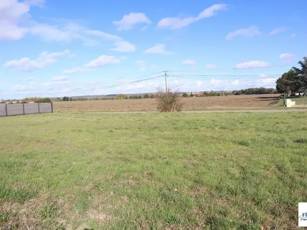 Terrain à bâtir - Viabilisé - 500 m²