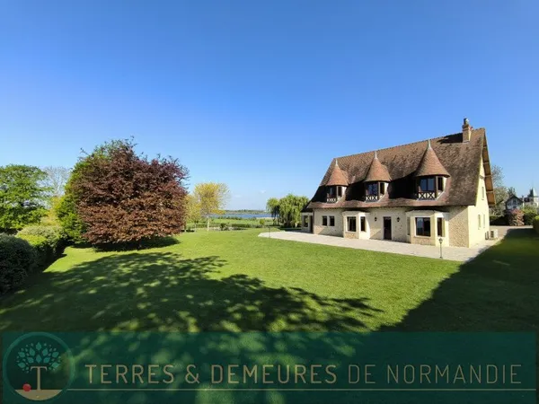 Maison de caractère 8 pièces 270 m²