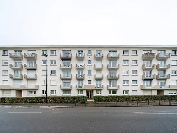 NANTES - ZOLA