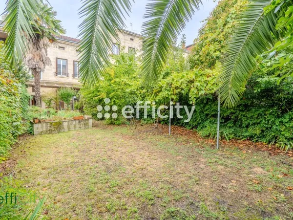 Maison 9 pièces 185 m²