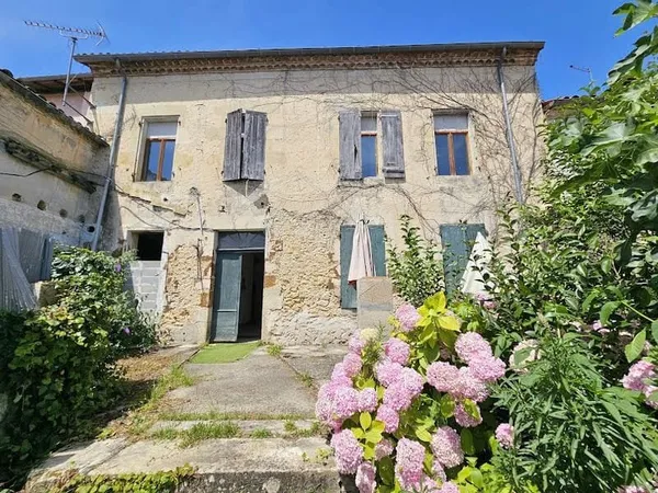 Maison 14 pièces 320 m²