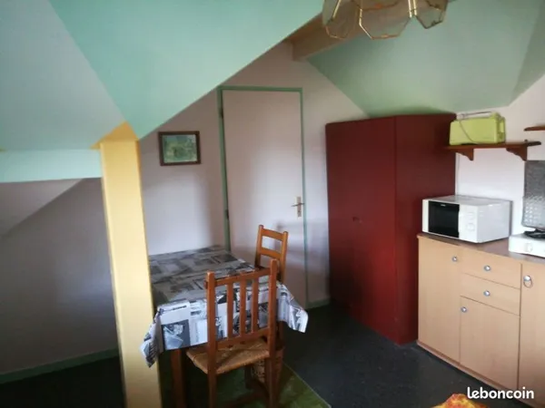 Grande chambre meublée tout confort Besançon Ouest