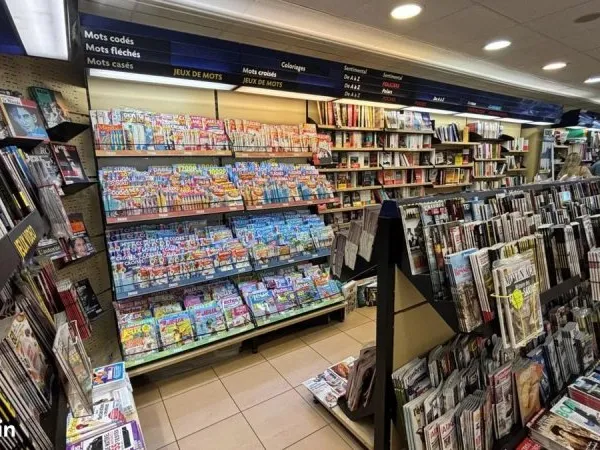 Commerce presse 65 m²