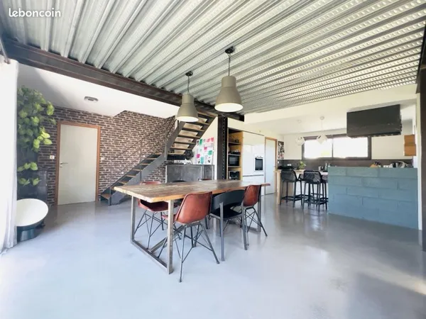 Maison 5 pièces 140 m²