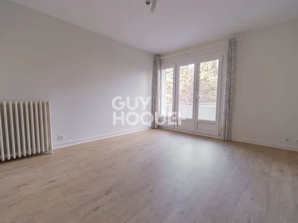 Appartement Clermont Ferrand 3 pièces 52 m2 traversant