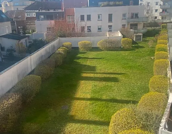 T3 LUMINEUX 75 m² - BALCON - VUE SUR JARDIN - DOUBLE PARKING - ROUEN