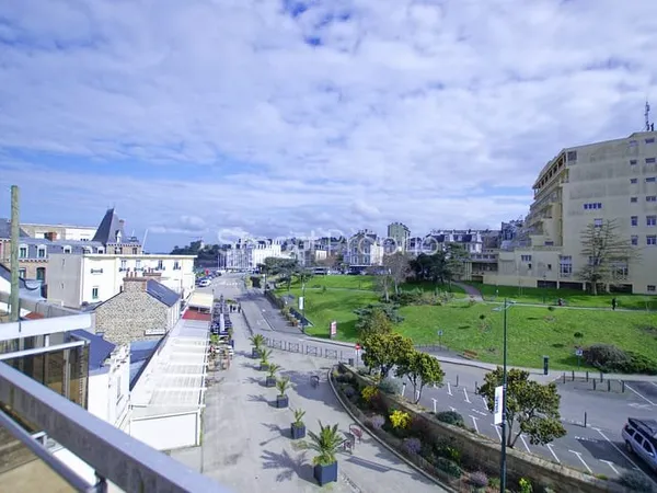 Appartement duplex vue mer dernier étage - Dinard centre-vil