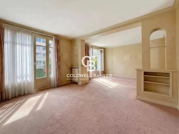 Neuilly-sur-Seine - Appartement familial à rénover