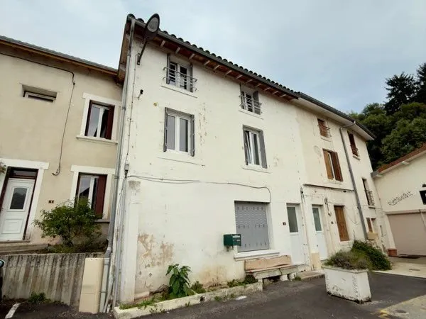 Maison de bourg 77m2 rénovée en 2023