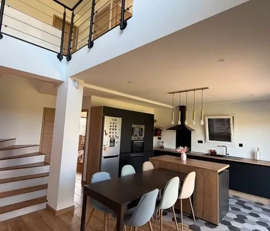 Maison 5 pièces 110 m²