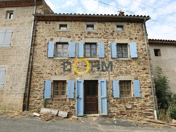 Maison de bourg en pierre