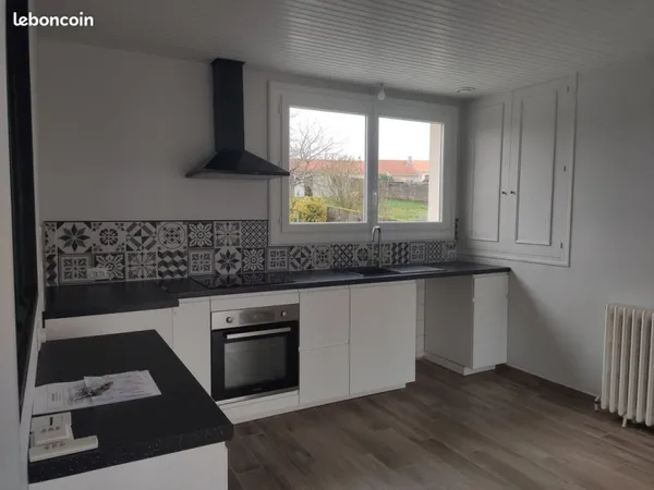 Maison rénovée - 90 m² - Disponible juillet 2026