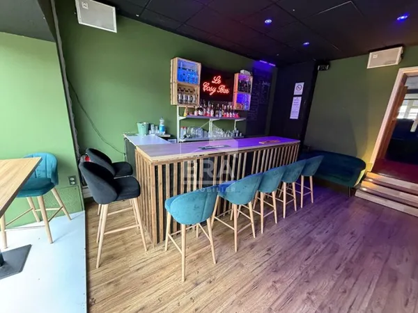 Local commercial 75 m²
