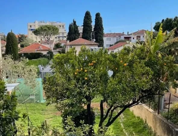 Terrain 347 m² Cagnes Sur Mer
