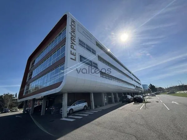 Bureaux 578 m²