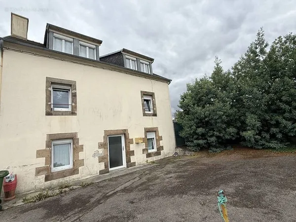 Appartement 3 pièces 238 m²