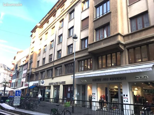 Strasbourg centre ville très beau F3 lumineux 39 rue du 22 Novembre