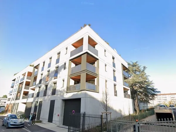 Stationnement Vente Tassin-la-Demi-Lune   29000€
