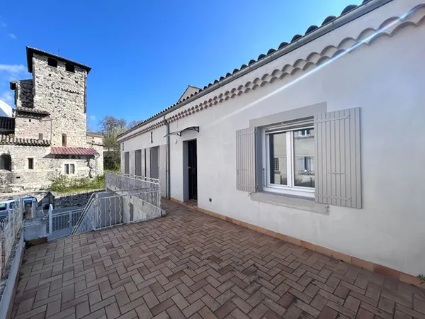 Appartement 2 pièces 64 m²