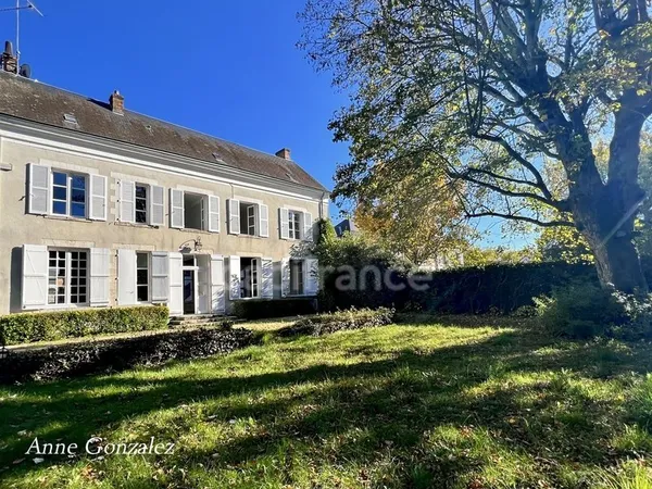 Maison Bourgeoise rénovée à vendre 8 pièces OLIVET (45) Parc arboré de 1780 m², dépendances