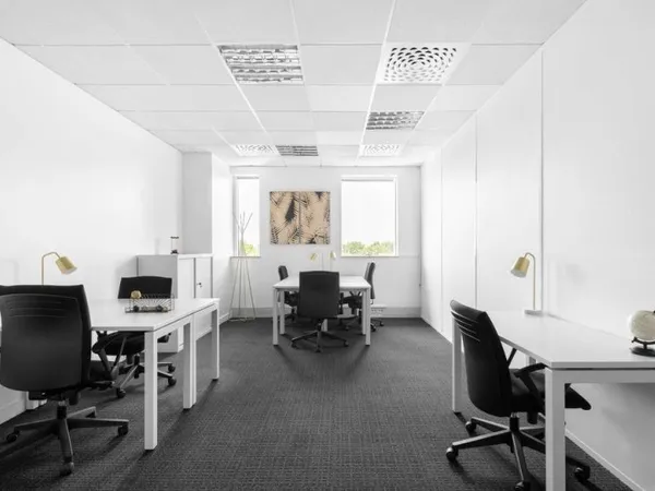 Espace de travail privé personnalisé en fonction des besoins uniques de votre entreprise à Rungis Or