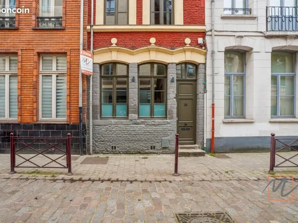 Magnifique maison de 112 m2 entièrement rénovée par architecte au coeur du VIEUX LILLE
