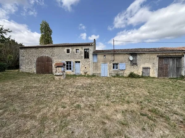Maison Vente Saint-Martin-du-Clocher 4p 100m² 97500€