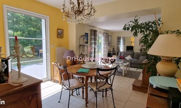 Maison 6 pièces 136 m²