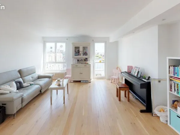90 m² Hyper-Centre - 3 chambres - 6e Étage - Gare à 10 min
