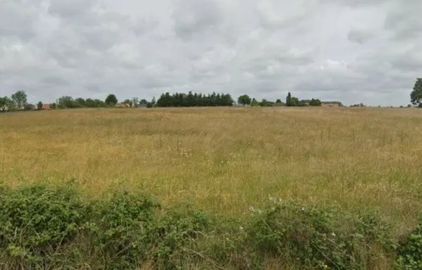 Terrain 414 m²