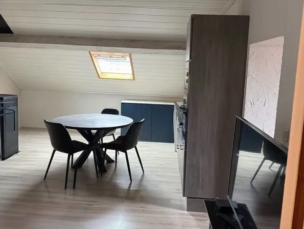 À vendre - Appartement lumineux à Villers‑le‑Lac - 190 000 (à débattre)