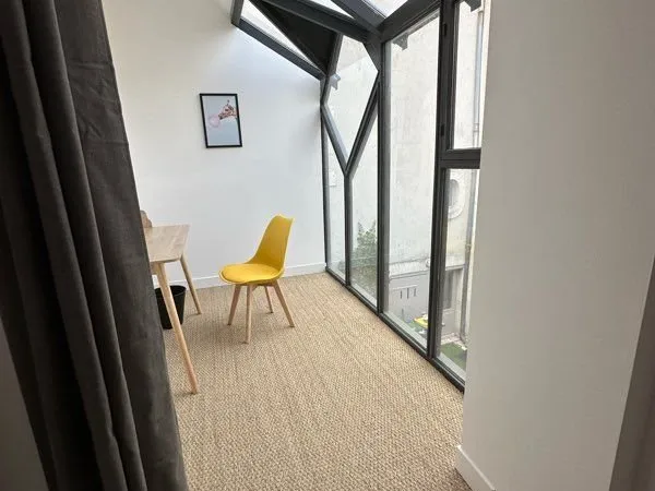 Belle chambre privée dans grande maison