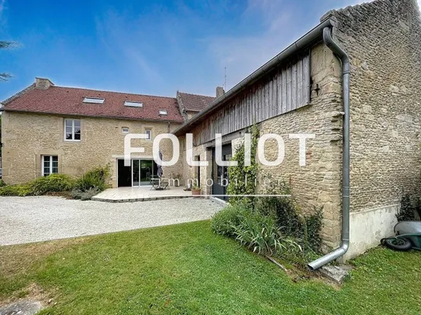 Maison 7 pièces 215 m²